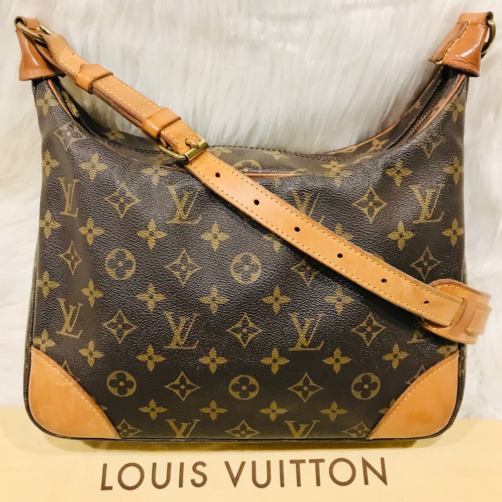 Authentic Louis Vuitton Boulogne 30 #1.9S